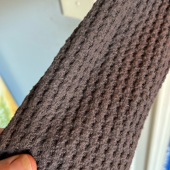 B Original Roomie Oversized Waffle Shirt Brown Comfy Plunge Neck Womens Large - Picture 7 of 9